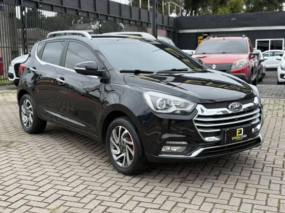 JAC T40 1.6 16V GASOLINA 4P CVT JAC T40 1.6 16V GASOLINA 4P CVT
